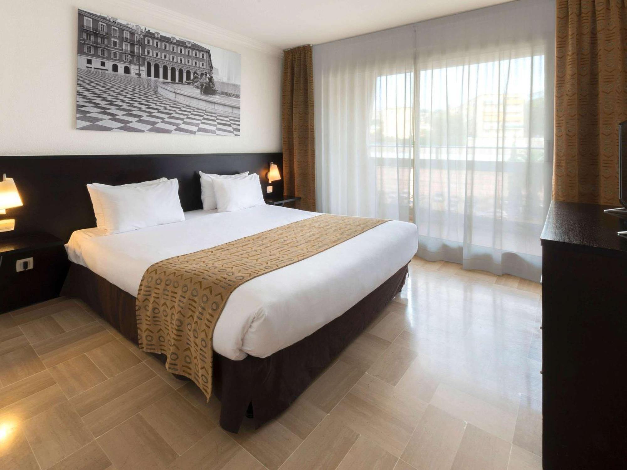 Adagio Promenade Des 4*